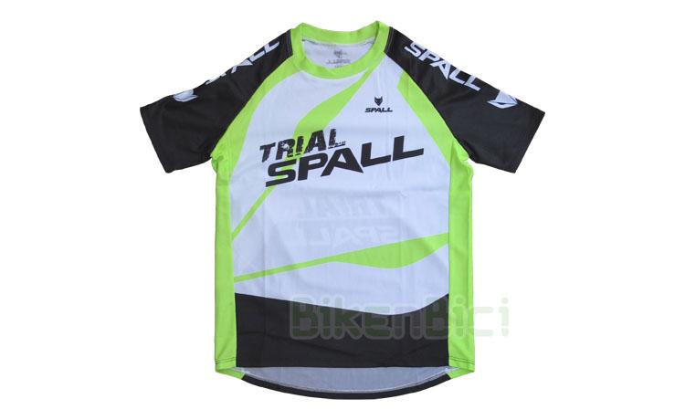 T-SHIRT SPALL TRIAL SHORT SLEEVES GREEN - Trial T-shirt from Spall brand. Trial range specially designed for the maximum comfort. Wide sides for better movements. Made in high breathable Ion fabric. Antibacterial fabric based in silver ions. Exclusive Spall-Trial design. Green and white model. Consult table for sizes.