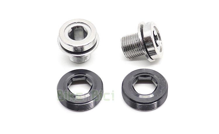 TORNILLOS BIELA TRIAL ACERO M12 CON TAPA - Pareja de tornillos de acero para pedalieres con rosca M12. Se ajustan con una llave allen de 8mm. Incluyen arandelas embellecedoras de aluminio en color negro. 35 gramos de peso (pareja)