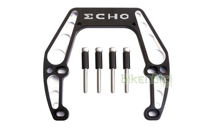 GORILA ECHO 4 TORNILLOS NEGRO - Gorila potenciador de frenada de la marca Echo para bicicletas de Trial y Biketrial que usan sistema de freno hidrulico de llanta, tipo Magura HS33. Fabricado en aluminio 7075-T6, se caracteriza por anclarse a los 4 tornillos del freno, aportando una gran rigidez sobretodo para la rueda trasera. Medida para cuadros de 92 a 105 mm de ancho entre soportes de freno. 109 gramos de peso (tornillos y casquillos incluidos).