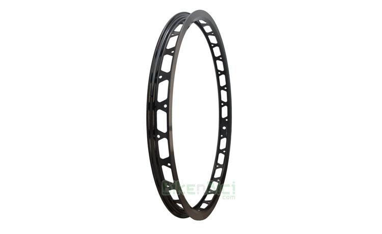 RIM TRIAL CLEAN 20 INCHES - Front rim 20 inches from Clean brand. Made in high quality aluminium. Best for HS33 rim brake systems. CNC technology lighted with Clean design. For 28 holes hubs. Black anodised finished. 12mm lateral walls for best brake pads placement. 359 grams.