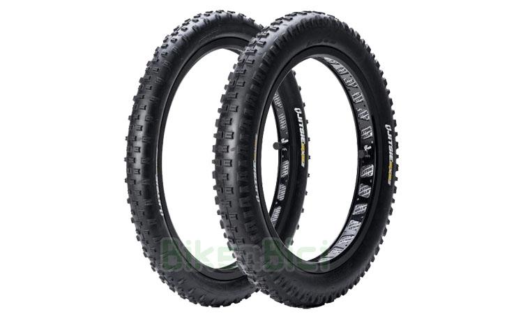 TIRE TRIAL JITSIE REVERZ 20 INCHES SET - JITSIE REVERZ tires set. High features Trial and Biketrial tires. Design developed by international Jitsie team. Awesome grip in any ground and circumstances. Extra soft compound. Set weight: 1120 grams (+/- 15 grams).